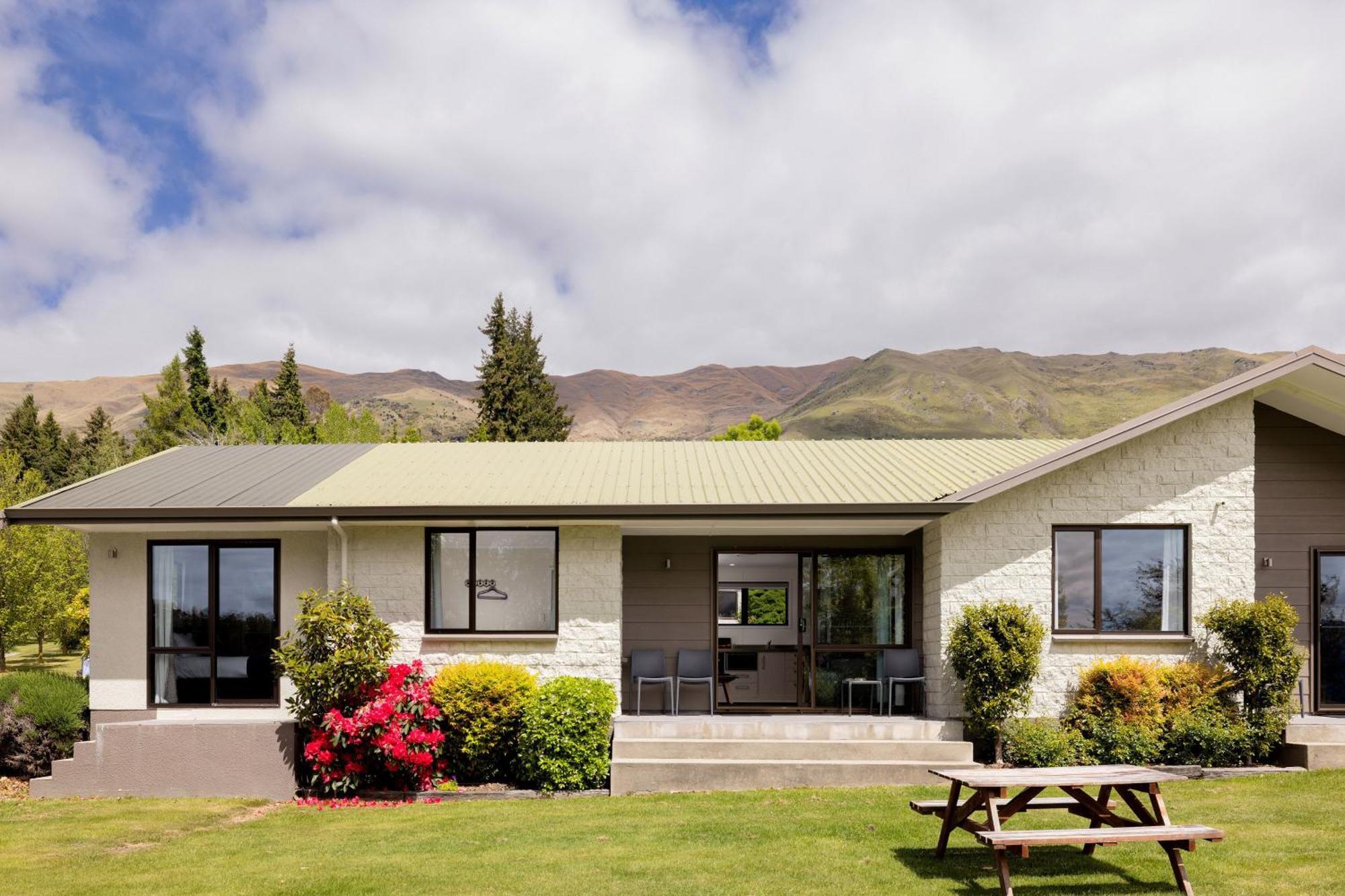 Wanaka Top 10 Holiday Park Esterno foto